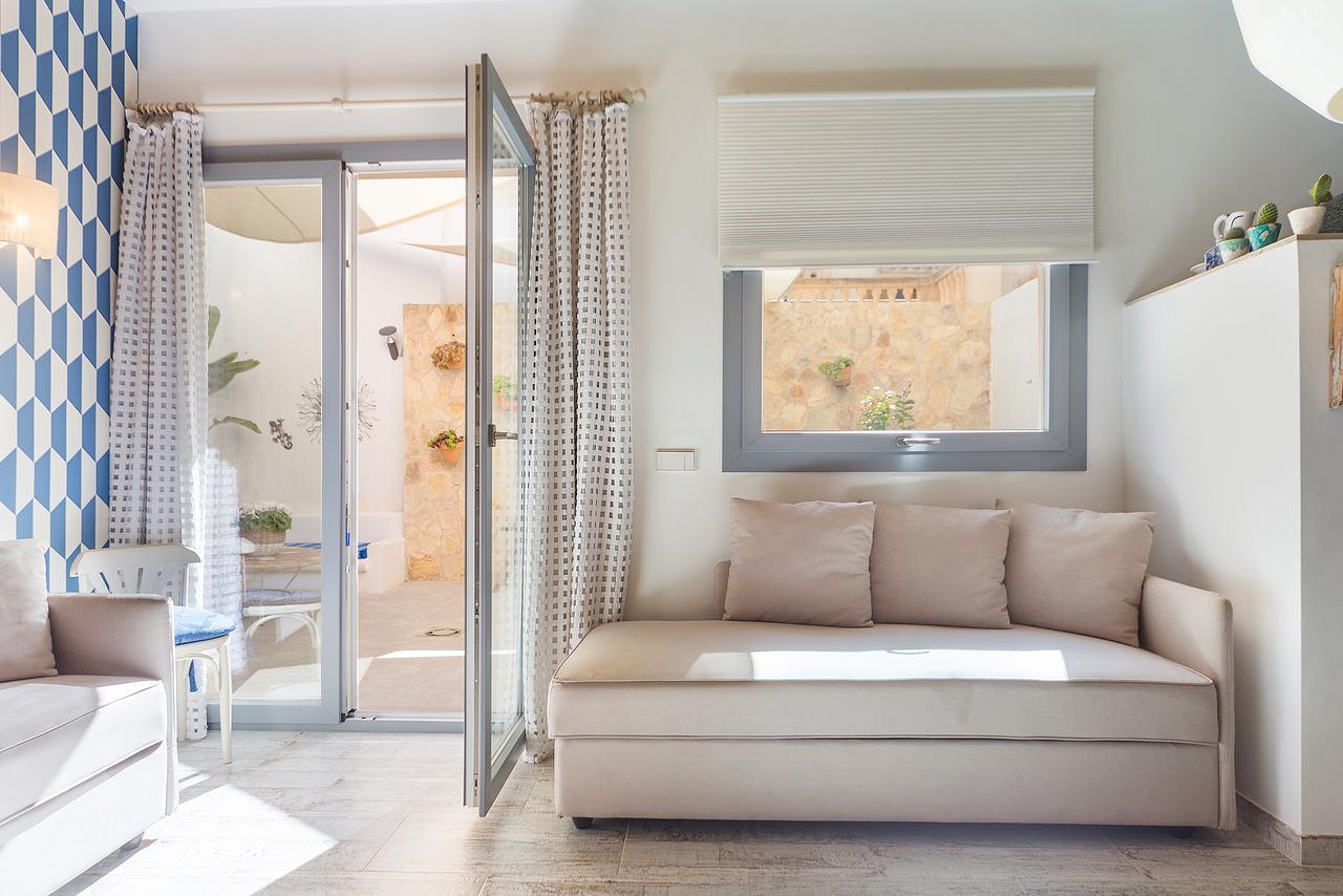 Llucmajor Suites Bagian luar foto