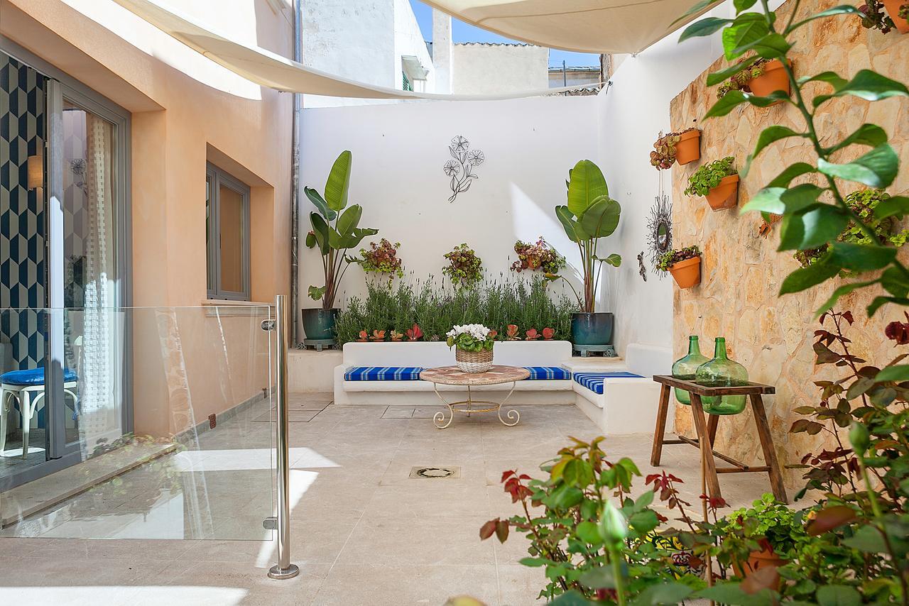 Llucmajor Suites Bagian luar foto