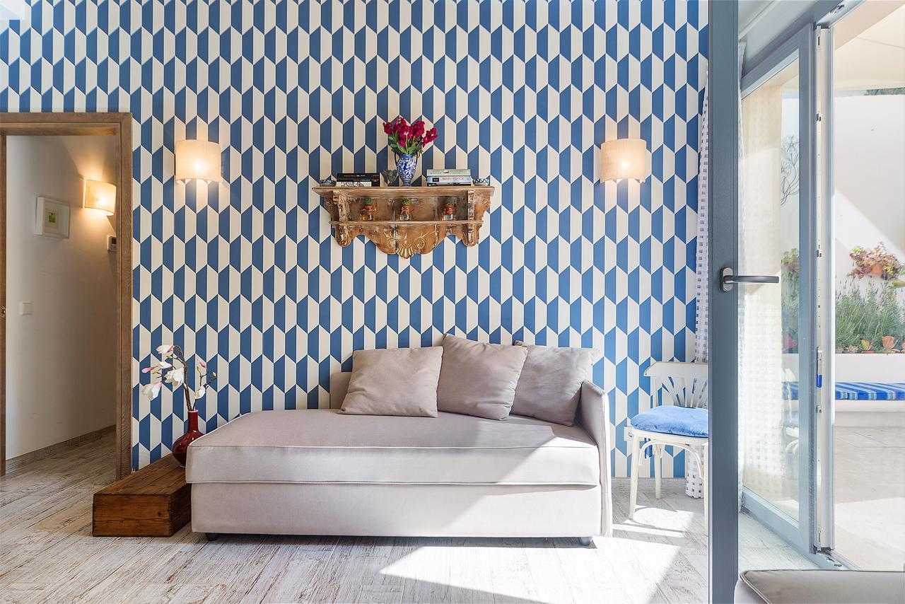 Llucmajor Suites Bagian luar foto