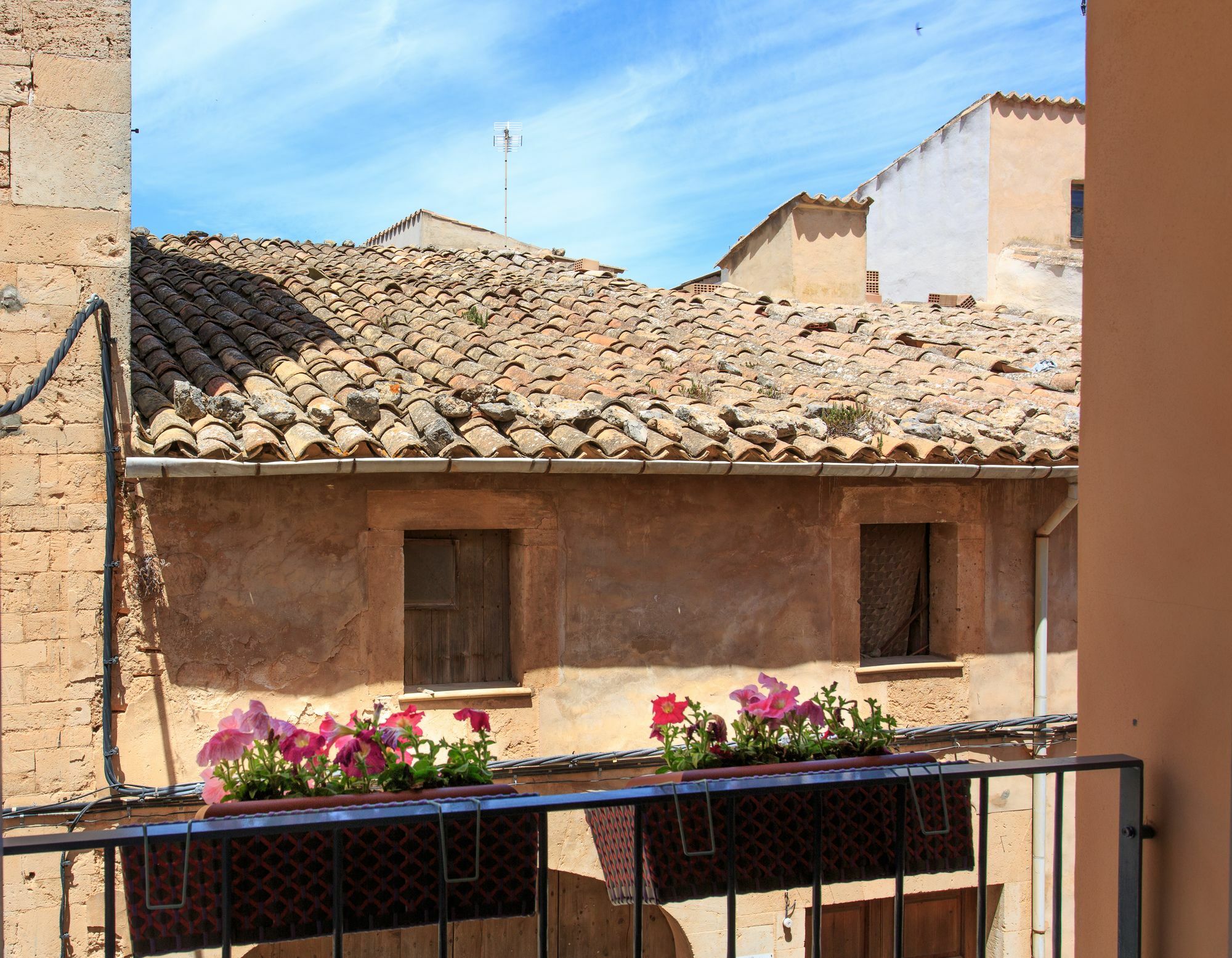 Llucmajor Suites Bagian luar foto