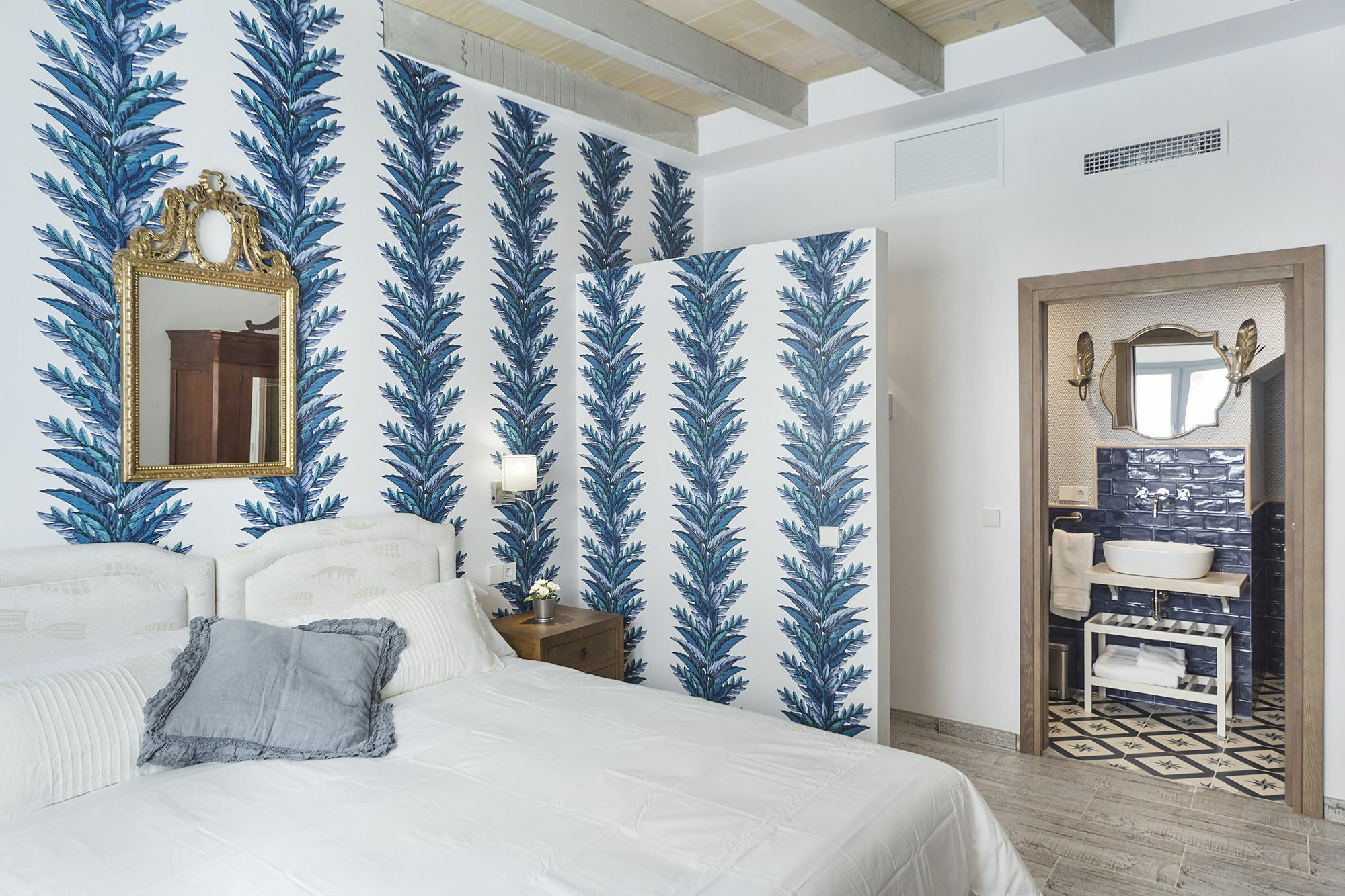 Llucmajor Suites Bagian luar foto