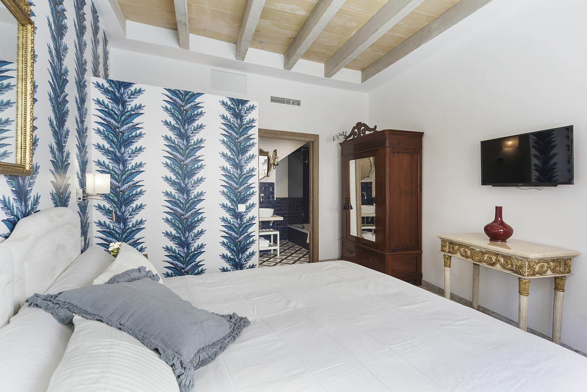 Llucmajor Suites Bagian luar foto