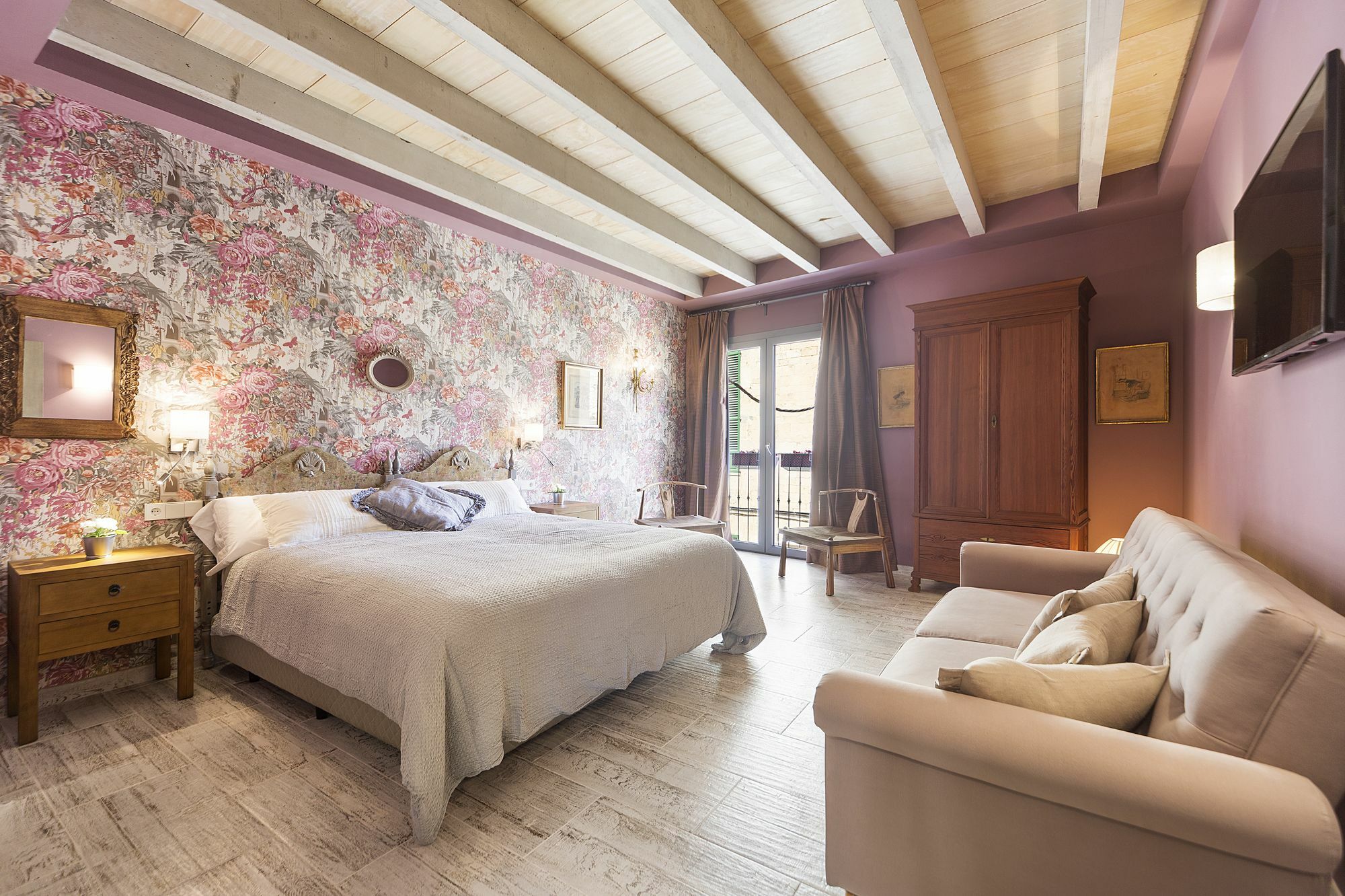 Llucmajor Suites Bagian luar foto